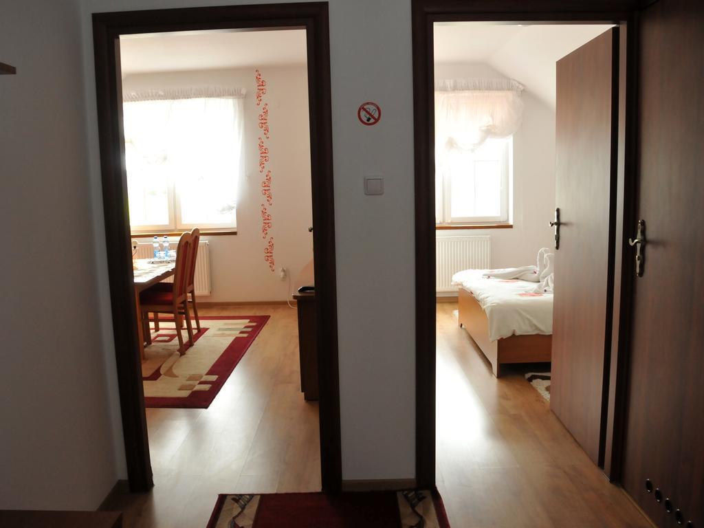 Hotel Restauracja Lorenzo Stopnica Kamer foto
