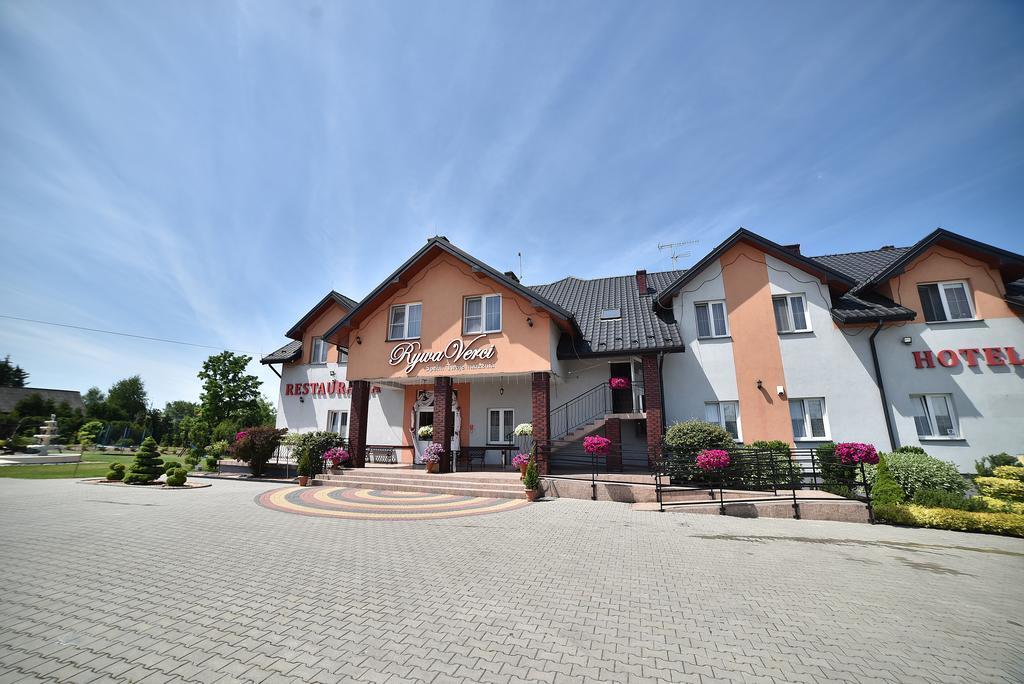 Hotel Restauracja Lorenzo Stopnica Buitenkant foto